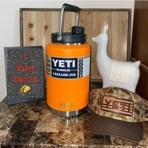 Yeti KCO Gallon Jug & Camo Hat Combo